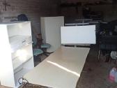 Elektriniai pakeliami biuro stalai, kėdės, baldai