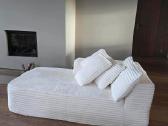 Moderni minkšta sofa