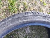 235/35 r19