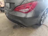 Mercedes cla slenksčiai ir galinis bamperis.