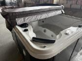 Jacuzzi, jacuzi,masazine,burbuline,dziakuzi vonia