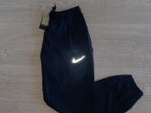 Nike kostiumas/treningas - nuotraukos Nr. 2