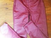 Bpc odos imitacijos kelnės M bordo skinny nau