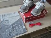 New Balance 990v3