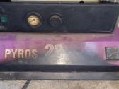 Pyros 28