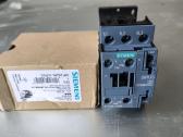 Siemens kontaktoriai, jungikliai, reles ir t.t.
