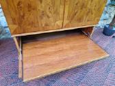 Vintažinė mid century riešutmedžio spintelė - nuotraukos Nr. 12