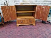 Vintažinė mid century riešutmedžio spintelė - nuotraukos Nr. 24