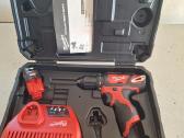 M12 Milwaukee suktukas