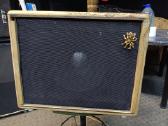 Custom made bosinis kabinetas peavey black widow