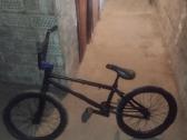 Naudotas BMX su keleta defektu