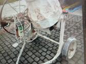 Trifazė betono maišyklė naudota 190 ltr.