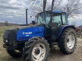 Traktorius Valmet 8100