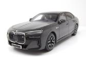 Bmw i7 M70