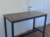 Baro stalas - nuotraukos Nr. 3