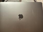 MacBook pro A1706 13.1