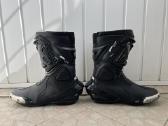 Moto batai - nuotraukos Nr. 3