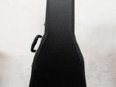Smūgiams atsparus Gator gitaros dėklas