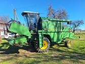 John Deere 1042