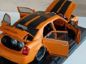 Chrysler 300 c Hemi Dcc 1:18 - nuotraukos Nr. 4