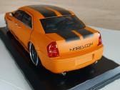 Chrysler 300 c Hemi Dcc 1:18 - nuotraukos Nr. 8
