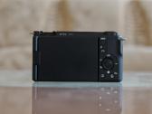 Kamera - fotoaparatas Sony Zv-e10 su objektyvu - nuotraukos Nr. 3