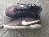 Nike kedukai 32/33