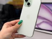 iPhone 15 su garantija