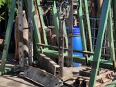 Hidraulinis 40t. presas naud. kalvio su stotele