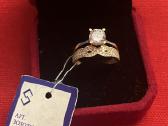 Prabangūs auksiniai 17-17,5 sužadėtuvių žiedai