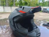 Motocroso tipo šalmai