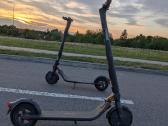 Parduodami du „Segway Ninebot“ paspirtukai