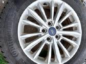 Ford ratlankiai su padangom