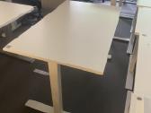 Ikea Reguliuojamo aukščio darbo stalas su kėde - nuotraukos Nr. 6