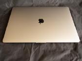 Parduodu mylėtą ir prižiūrėtą MacBook Pro 16-inch
