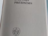Hamletas baltomis pirštinėmis - nuotraukos Nr. 2