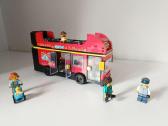 Raudonas dviaukštis apžvalgos autobusas 60407