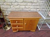 Vintažinė mid century medžio masyvo spintelė - nuotraukos Nr. 23