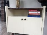 Mid century komoda spintele