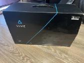 HTC Vive Vr + kontroleriai + base station – veikia