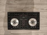 Pioneer Dj pultas - nuotraukos Nr. 2