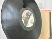 1979m. Lp Kiss, Dynasty Cb.71049 - nuotraukos Nr. 9