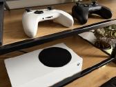 Xbox series S 2 pulteliai