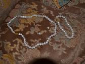 Naturalaus perlo karoliai, auskarai ir apyranke