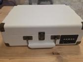 Patefonas su Bluetooth baltas