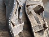 Naujos basutes Ugg