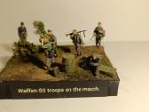 Diorama su kareiviais 1:35.
