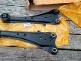 Toyota Rav4 galiniai svirties mazgai 48780-48110