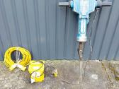 Makita Hm1810