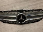 Mercedes priekinės grotelės su žvaigžde